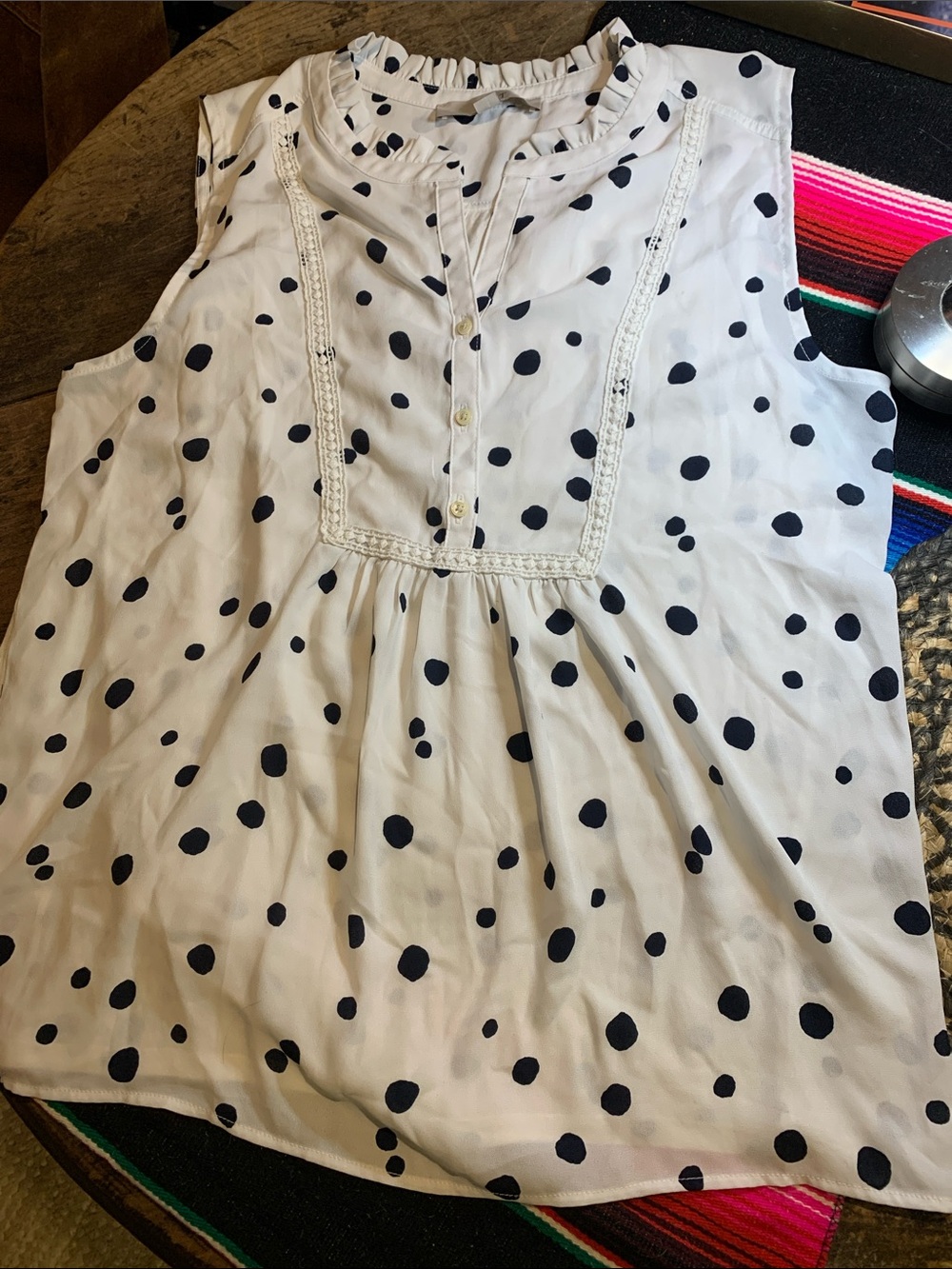Ann Taylor Loft Cute Sleeveless Blouse